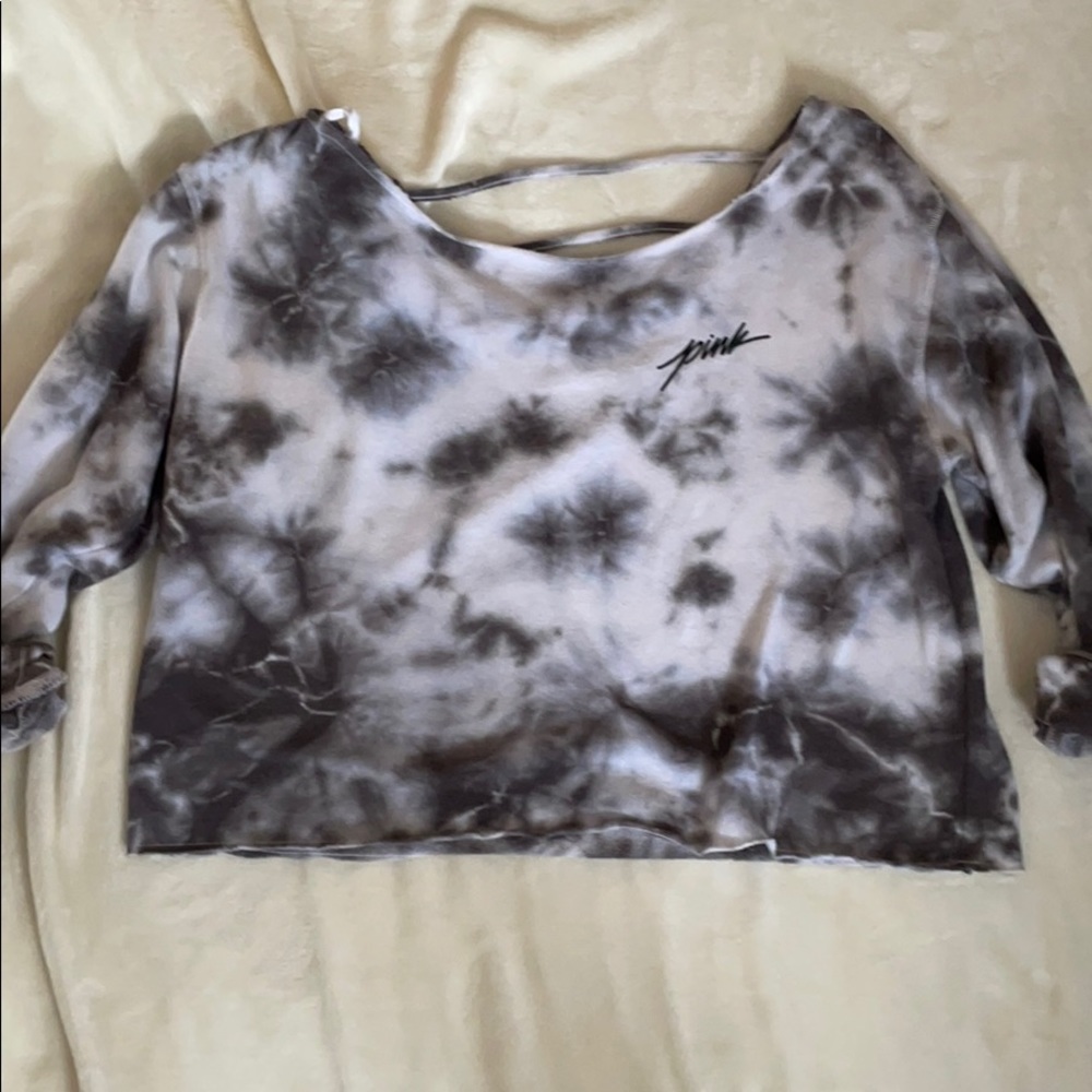 Victoria’s Secret Pink off the shoulder tee
